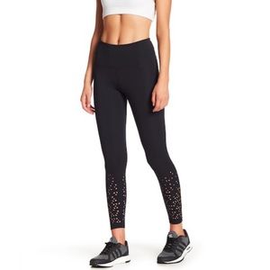 Zella high waist geometric leggings size M